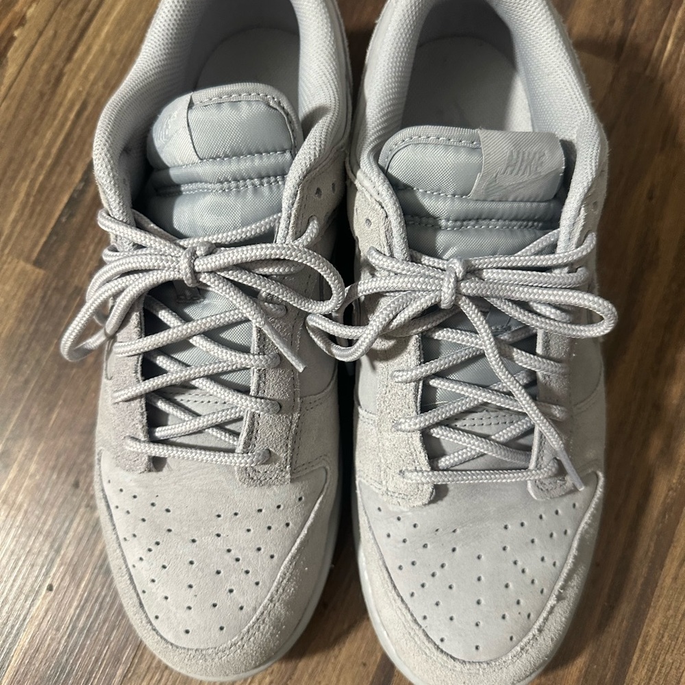 Nike Dunks Gray - image 3